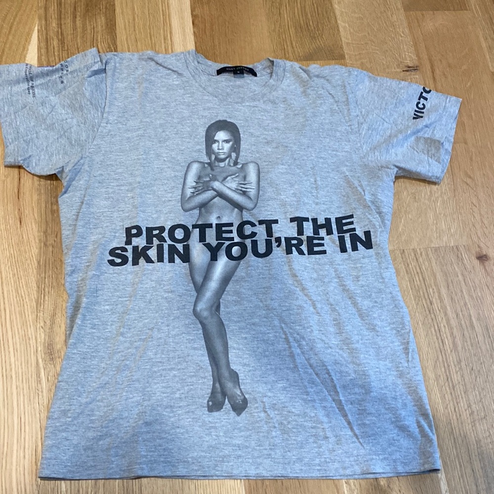 Marc Jacobs protect your skin shirt